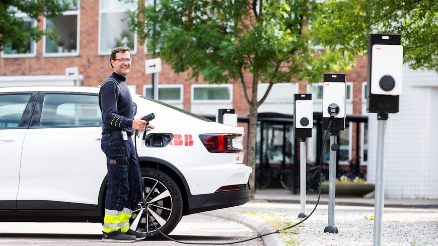 Nu elektrifierar ABB Sverige sin fordonsflotta